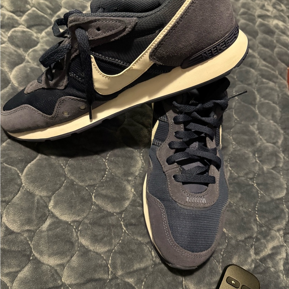 Nike Navy Blue Sneakers